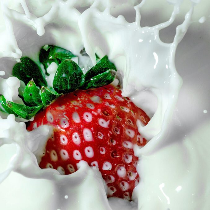 strawberry-1882400_1920